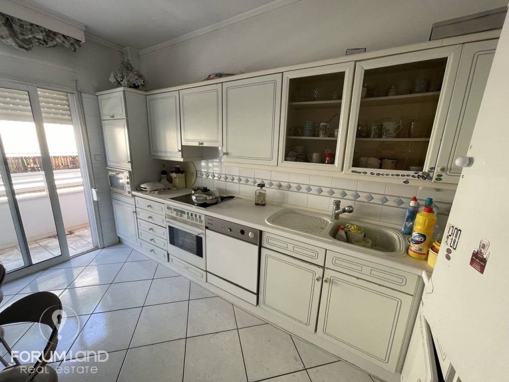 Forumland Real Estate, Κουζίνα