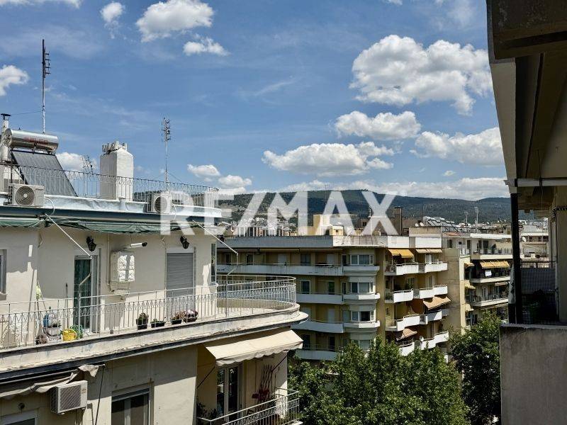 Θέα από μπαλκόνι