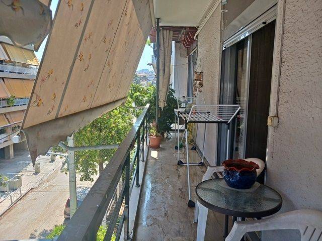 βεραντα δευτερου οροφου