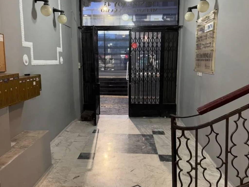 Εσωτερικοι χώροι