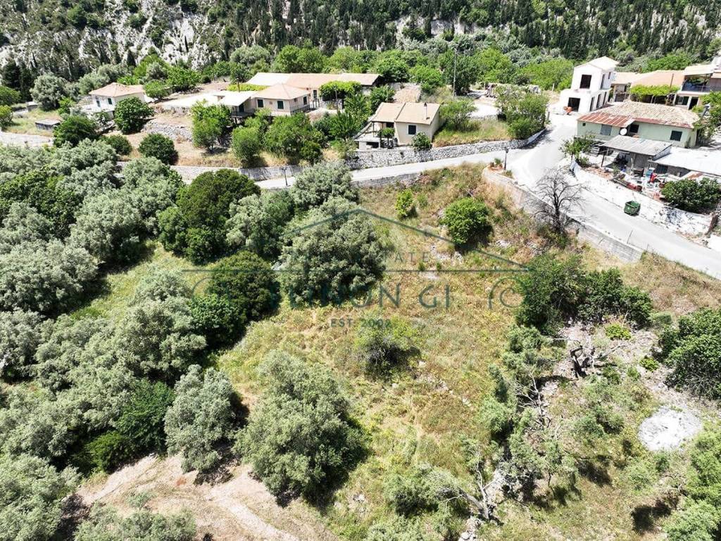 Το οικόπεδο από ψηλά