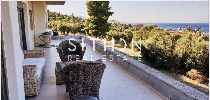 Θέα από μπαλκόνι