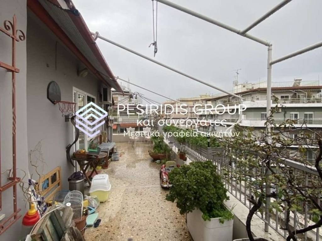 Θέα από μπαλκόνι