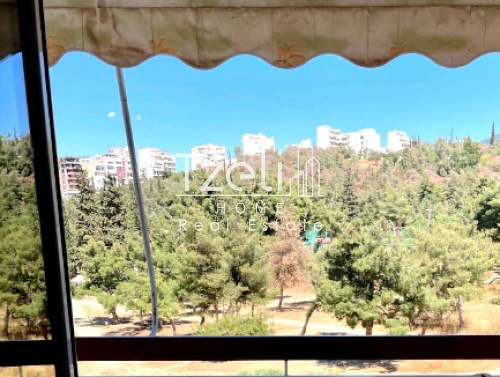 Θέα απο μπαλκόνι