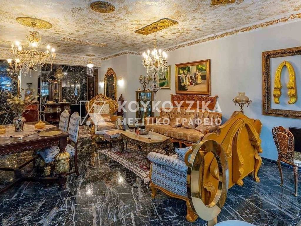 Σαλοκουζίνα