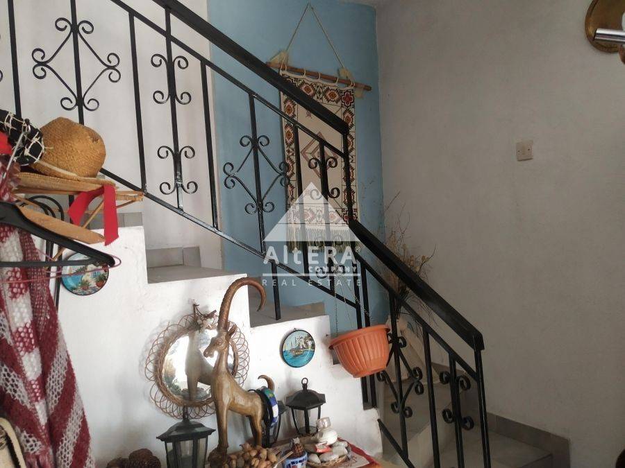 μεζονέτα,εσωτερική σκάλα