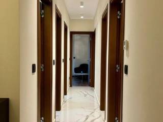 Forumland Real Estate, Διάδρομος