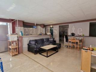 ΣΑΛΟΝΙ ΚΟΥΖΙΝΑ