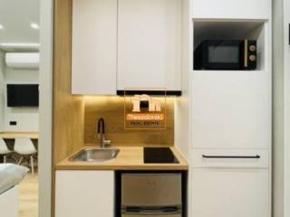 Λευκός Πύργος, Στούντιο, 25 τ.μ.