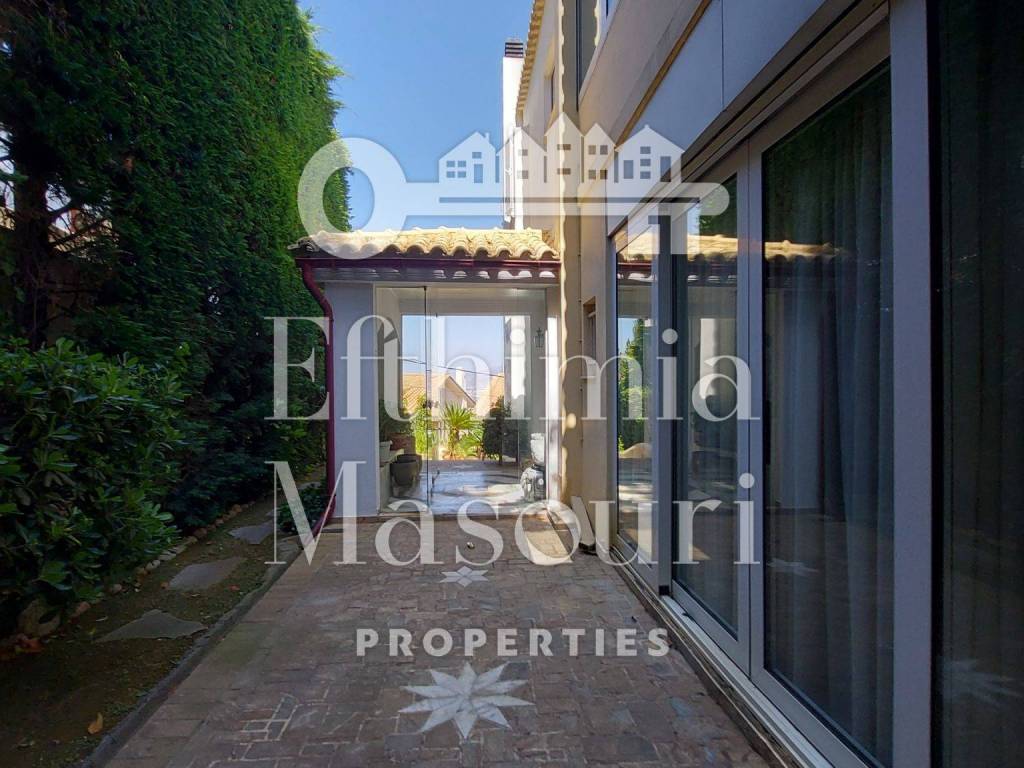 Εξωτερικοι χώροι