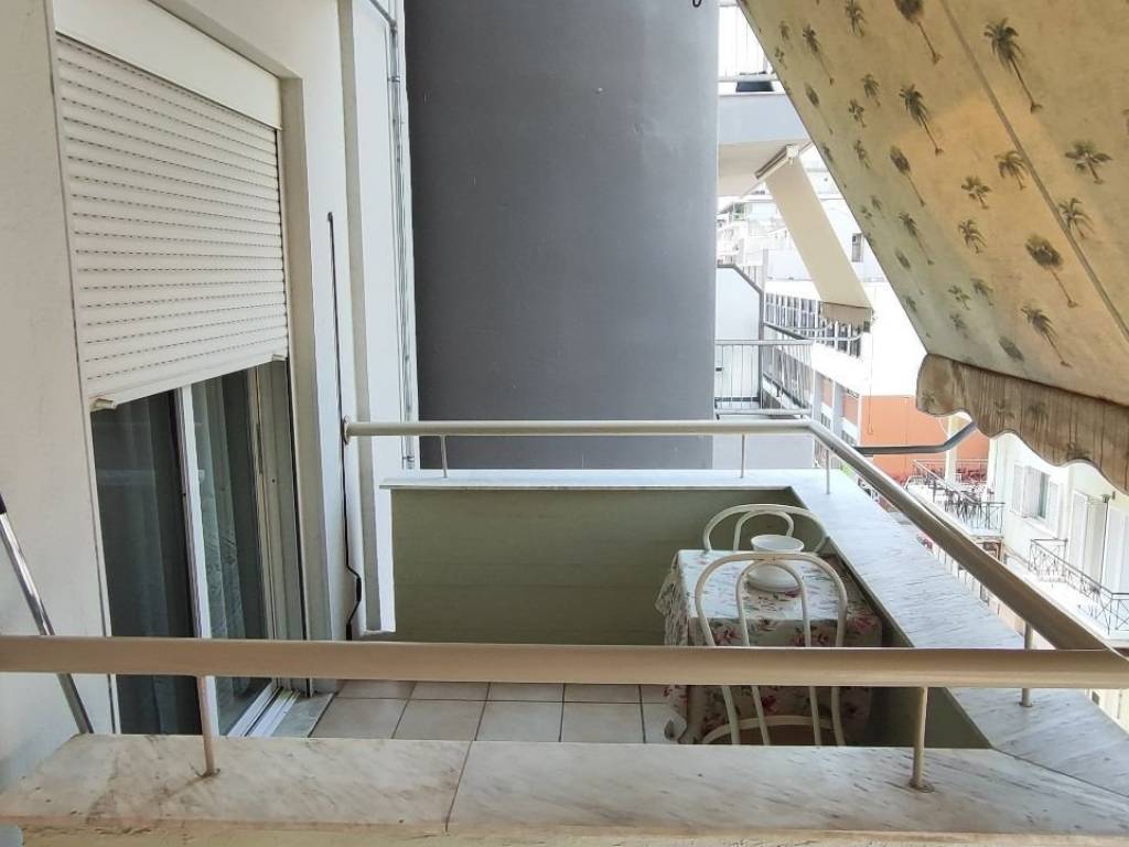 Μπλακόνι πρόσοψης