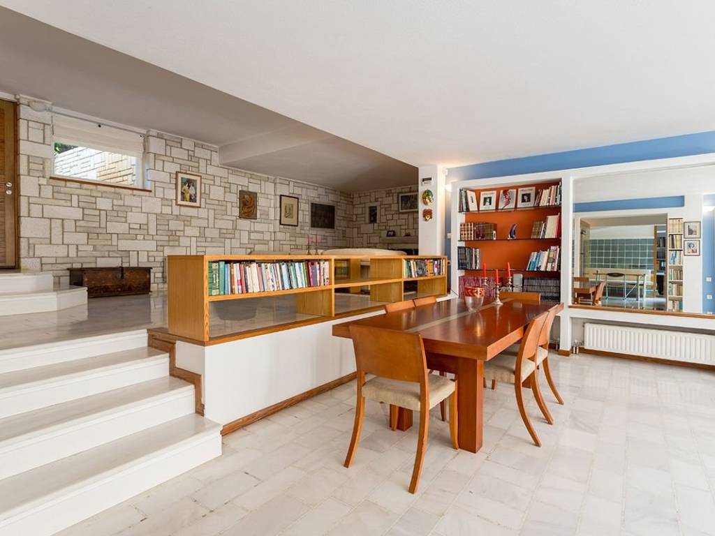 Τραπεζαρία