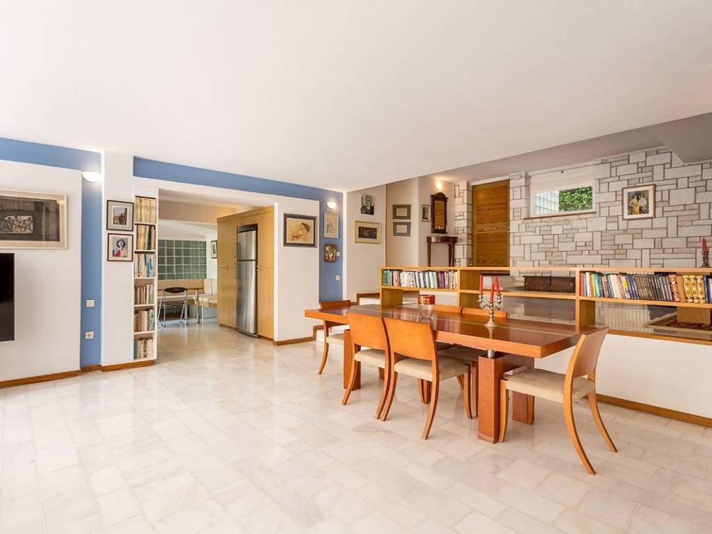 Εσωτερικοι χώροι