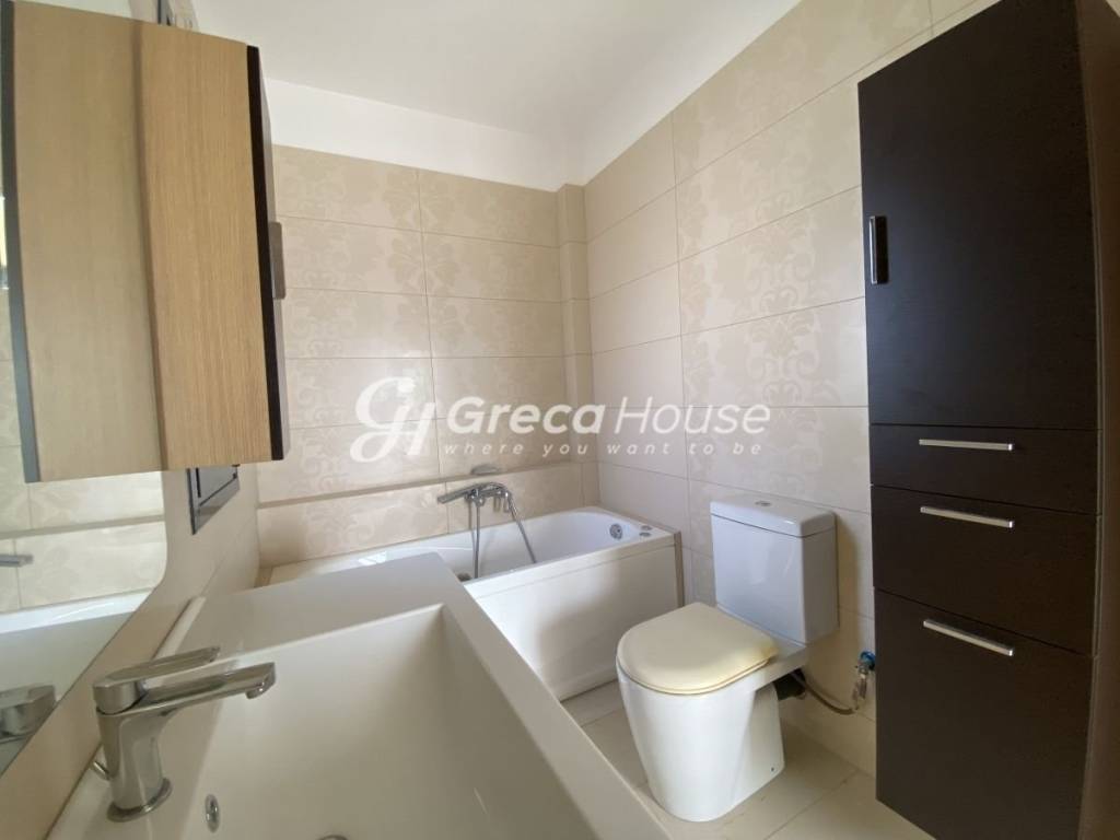 Πωλείται Υπερπολυτελής Μεζονέτα με Roof Garden Πόρτο Ράφτη