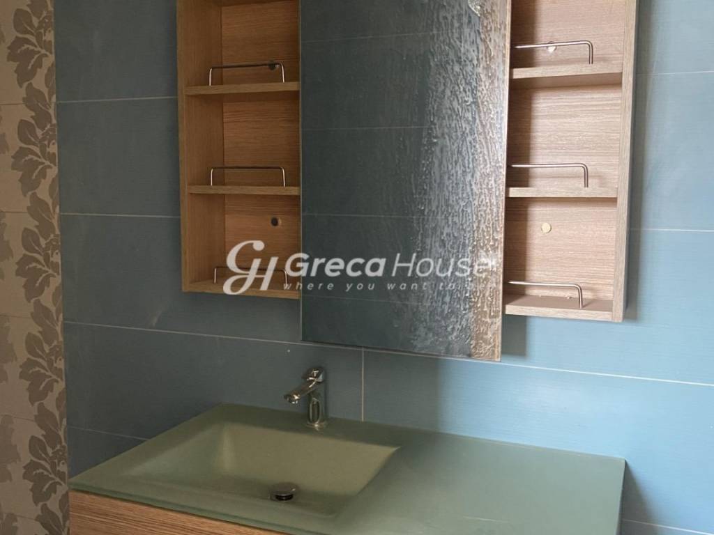 Πωλείται Υπερπολυτελής Μεζονέτα με Roof Garden Πόρτο Ράφτη