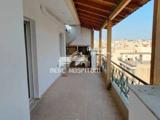 Μπαλκόνι με BBQ