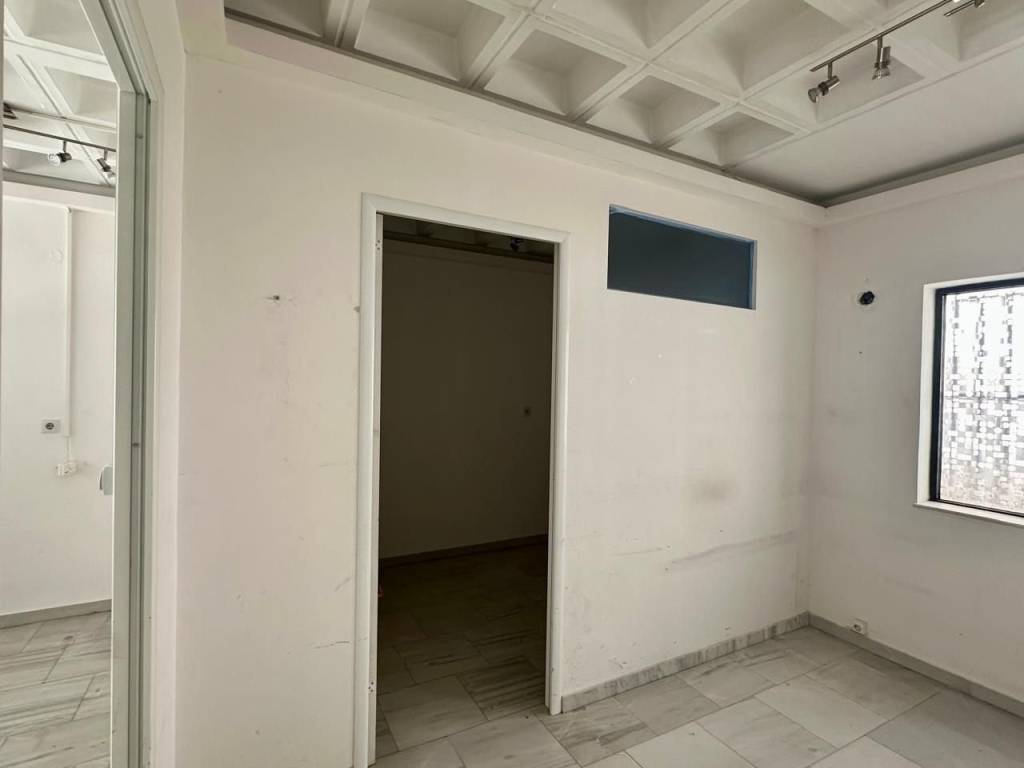 μπροστά χώρος / αποθηκάκι / χώρος (Α)