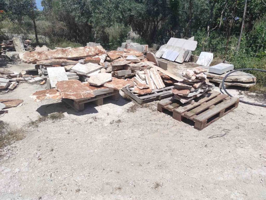 Προιοντα στον υπαίθριο χώρο