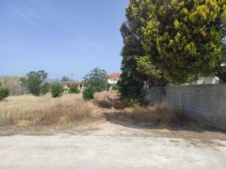 φάτσα οικοπέδου