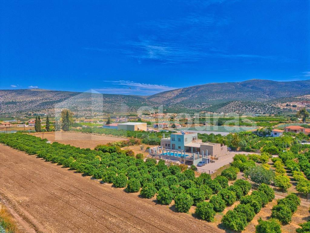 Εσωτερικοι χώροι