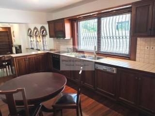 DAILY DINING AREA, OPEN PLAN KITCHEN