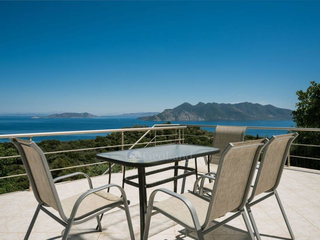 Θέα από μπαλκόνι