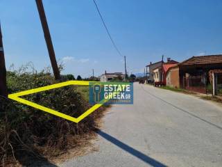 ★ Κτίζει 3055 τ.μ. ★ Βρίσκεται σε 3 δρόμους ★ Σε κεντρικό σημείο ★