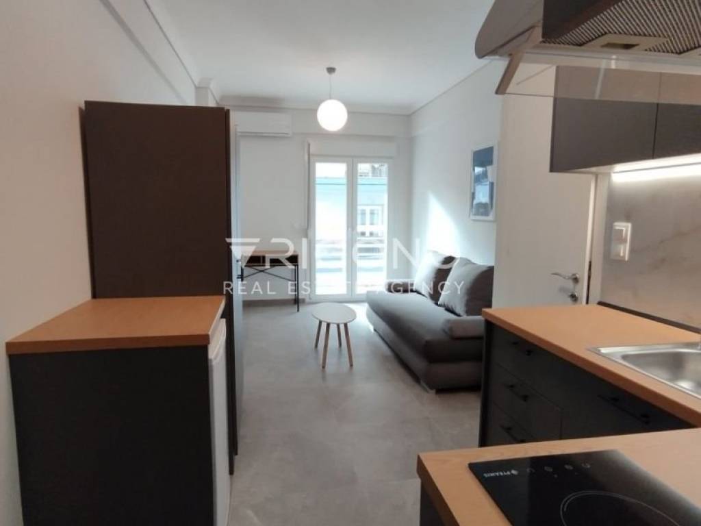 Σαλοκουζίνα