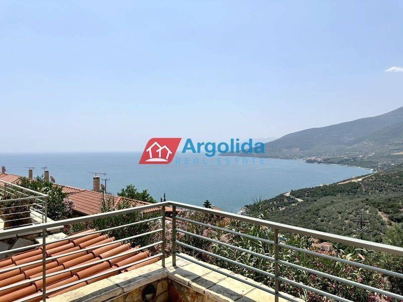 Θέα από μπαλκόνι