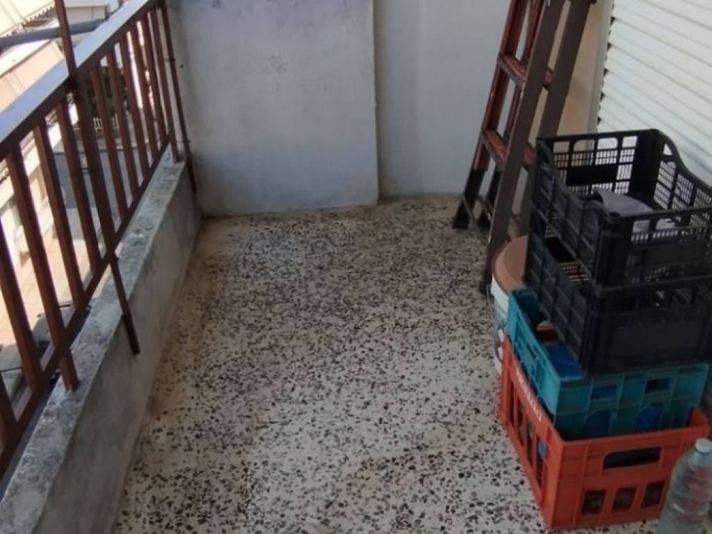 Το πλαινό μπαλκόνι