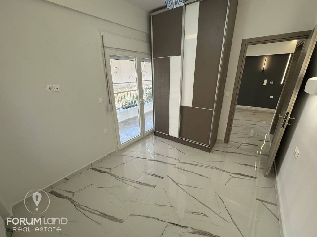 Forumland Real Estate,  Ypnodomatio