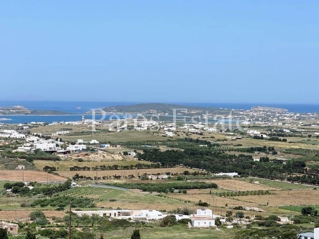 Θέα από το αγροτεμάχιο