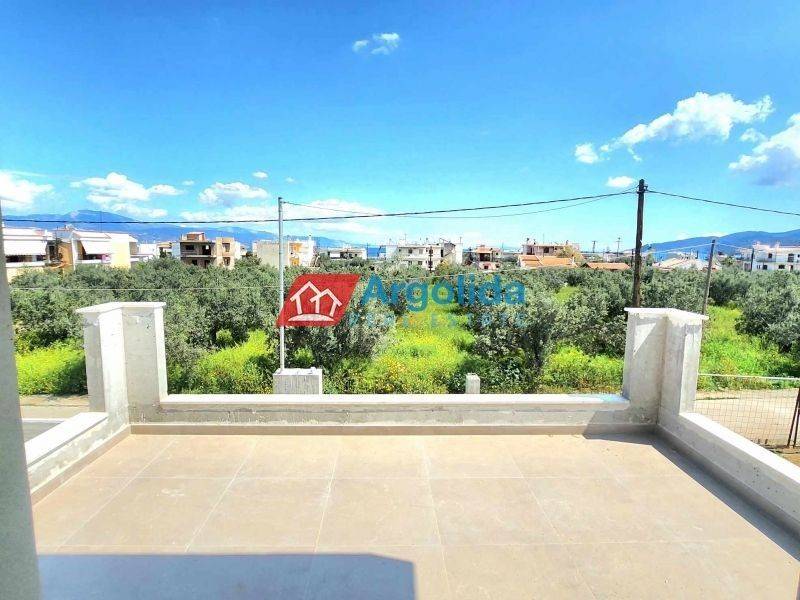 Θέα από μπαλκόνι