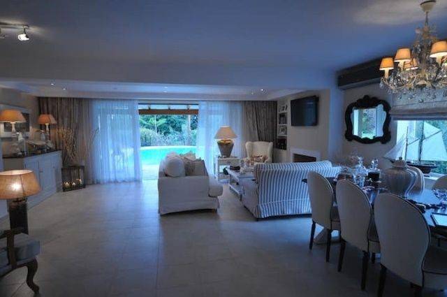 Εσωτερικοι χώροι