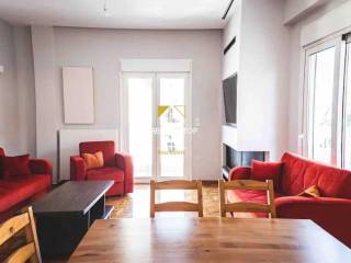 σαλονοτραπεζαρία