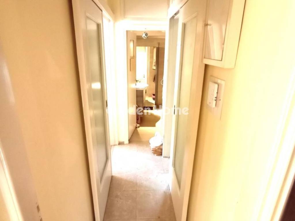 Χολ - Διάδρομος