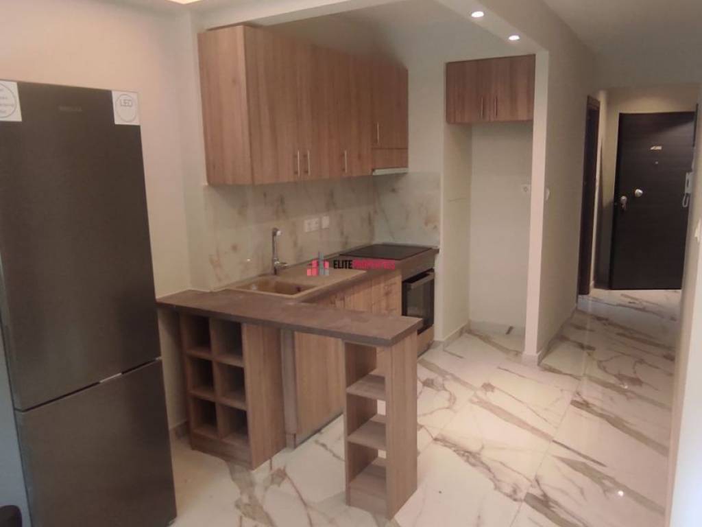 ΣΑΛΟΚΟΥΖΙΝΑ