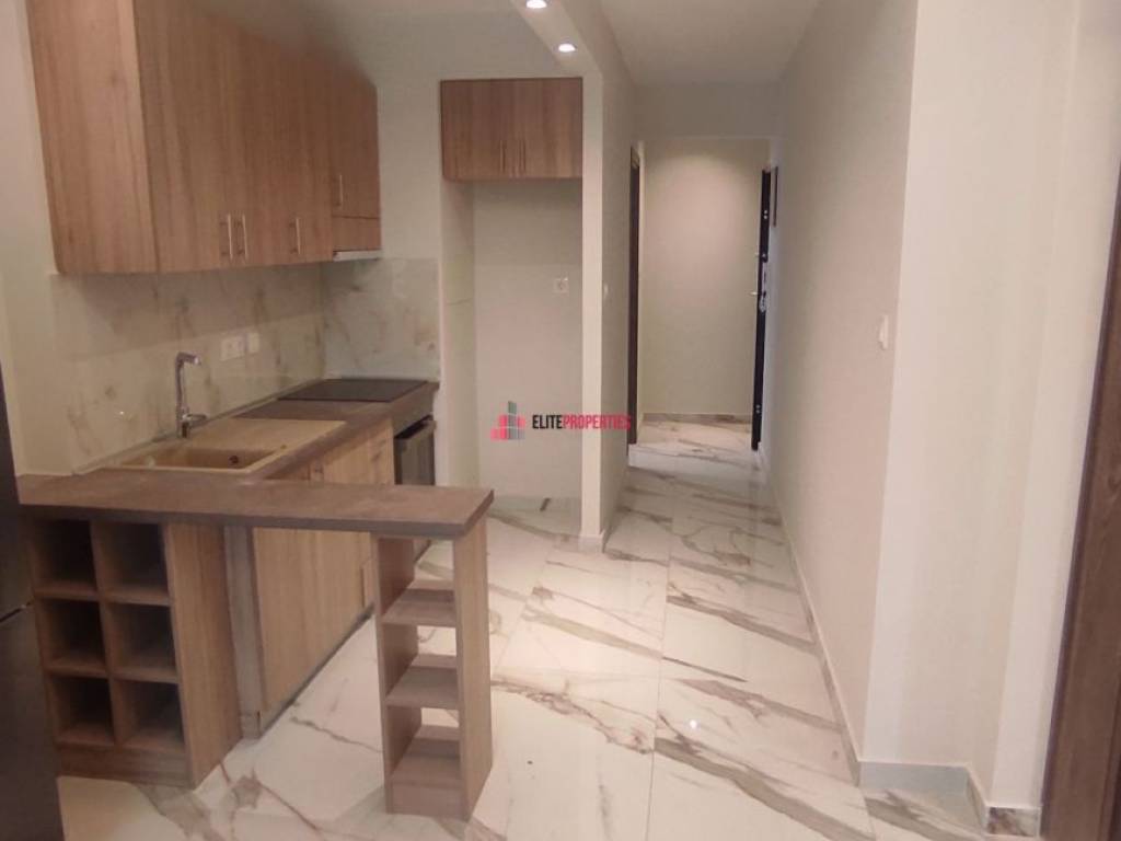 ΣΑΛΟΚΟΥΖΙΝΑ