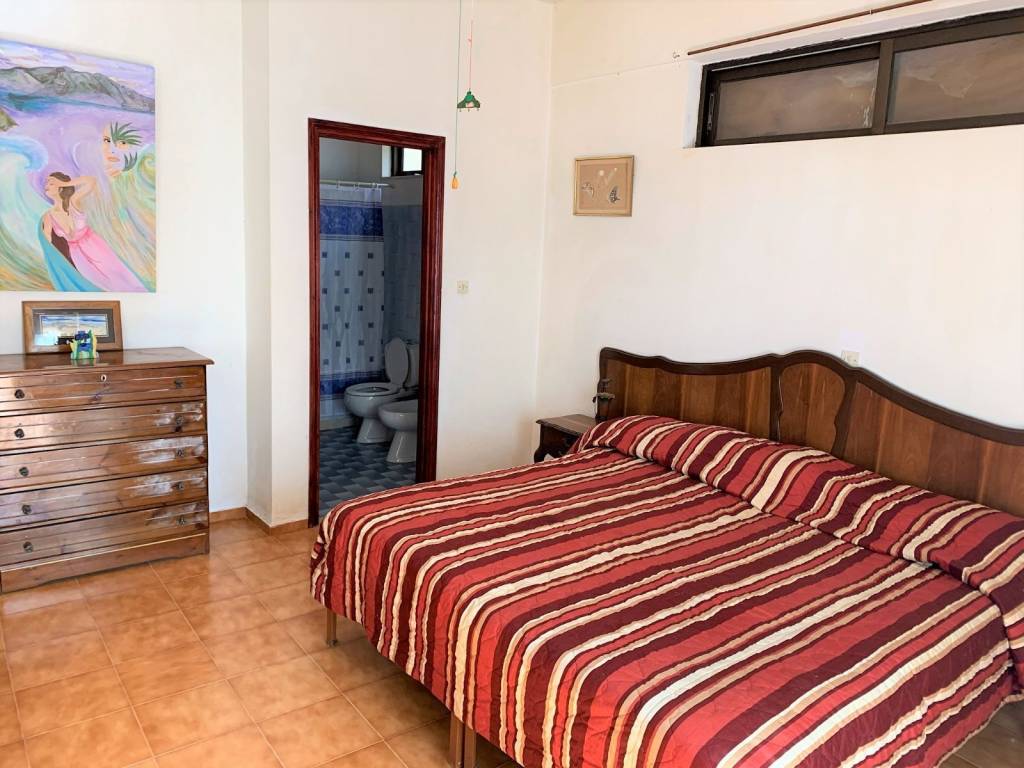 Double bedroom 3 with ensuite bathroom