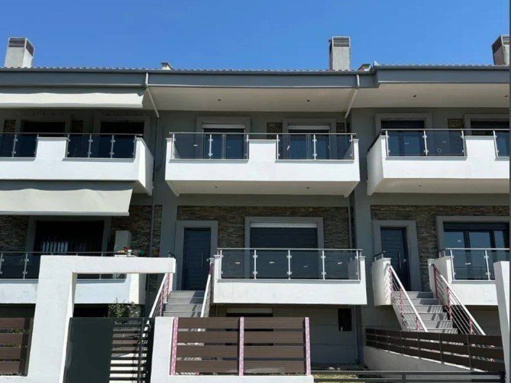 Forumland Real Estate, μεζονέτα