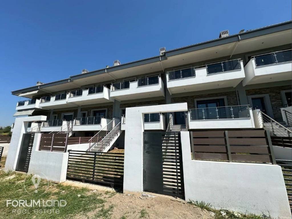 Forumland Real Estate, Εξωτερική Όψη