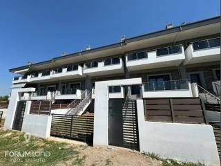 Forumland Real Estate, Εξωτερική Όψη