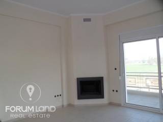 Forumland Real Estate, Σαλόνι με τζάκι