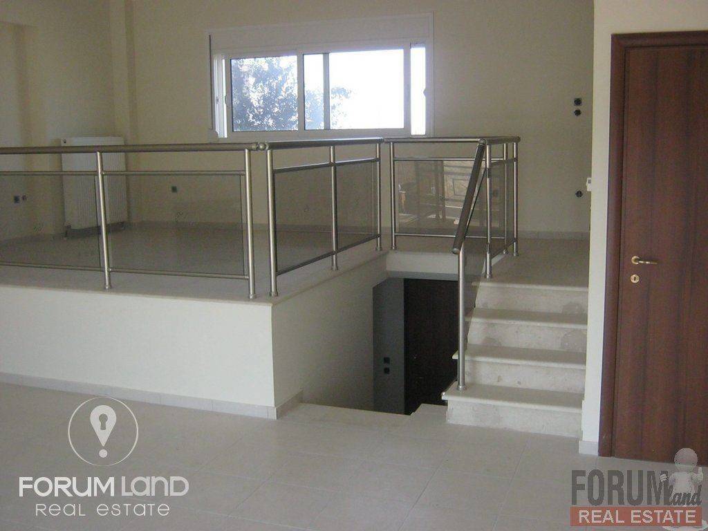 Forumland Real Estate, Σαλόνι με τζάκι