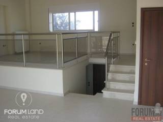 Forumland Real Estate, Σαλόνι με τζάκι