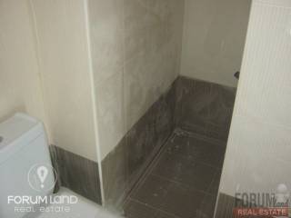 Forumland Real Estate, Μπάνιο