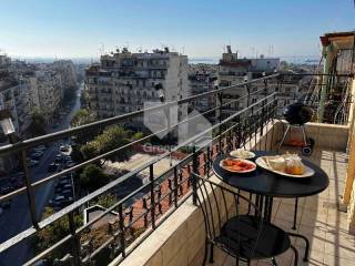 Θέα από μπαλκόνι