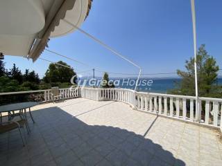 Παραθαλάσσια βίλα προς πώληση Έυβοια