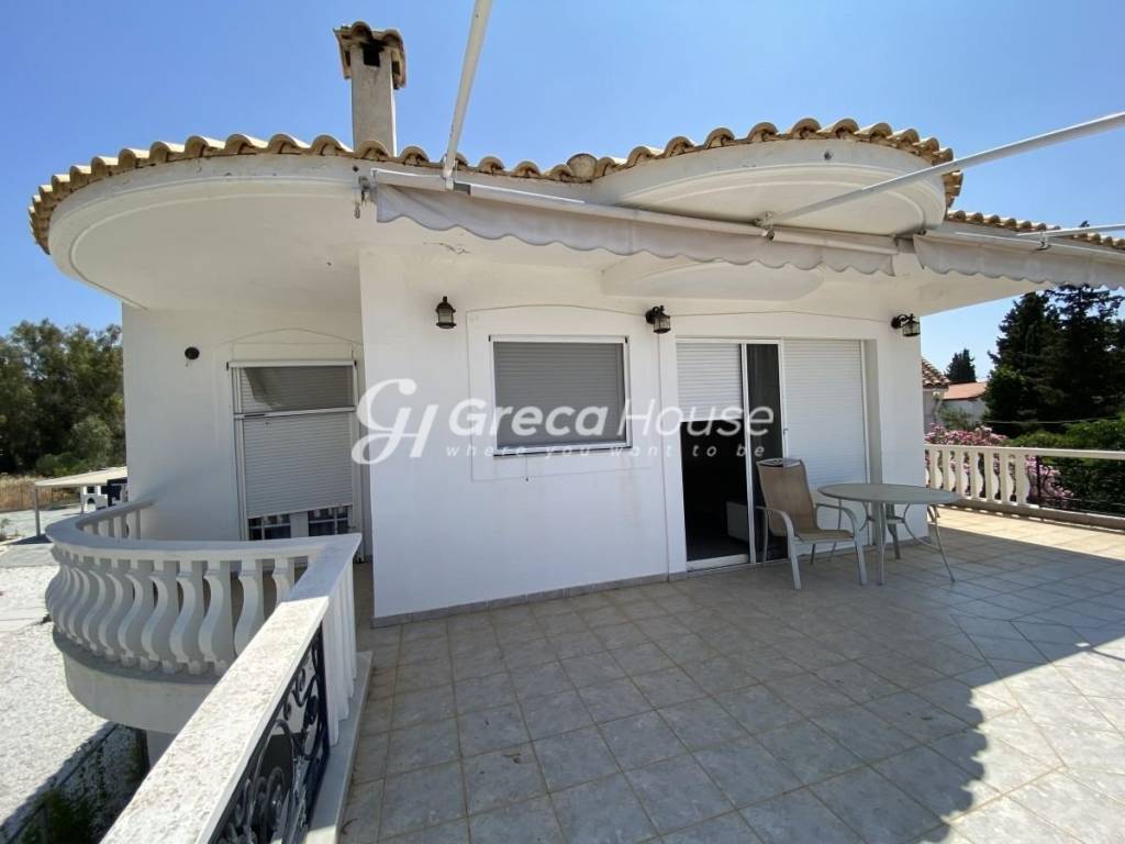 Παραθαλάσσια βίλα προς πώληση Έυβοια