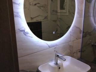 Forumland Real Estate, Μπάνιο νιπτήρας